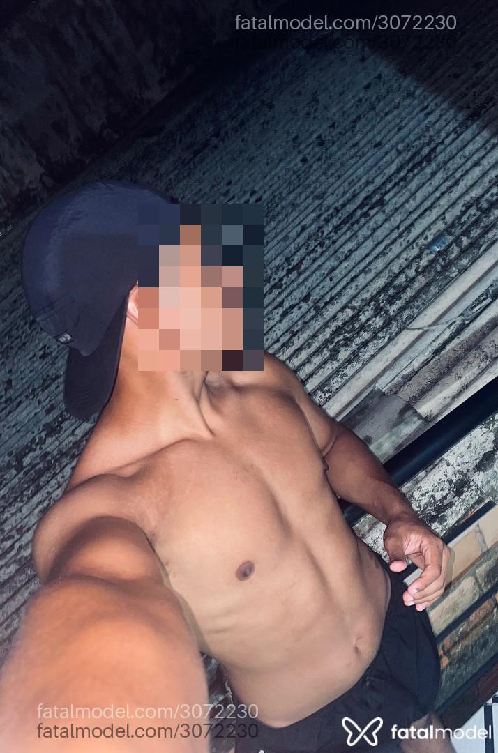 Acompanhante homem morena (o) de olhos pretos em Belém - Maciel