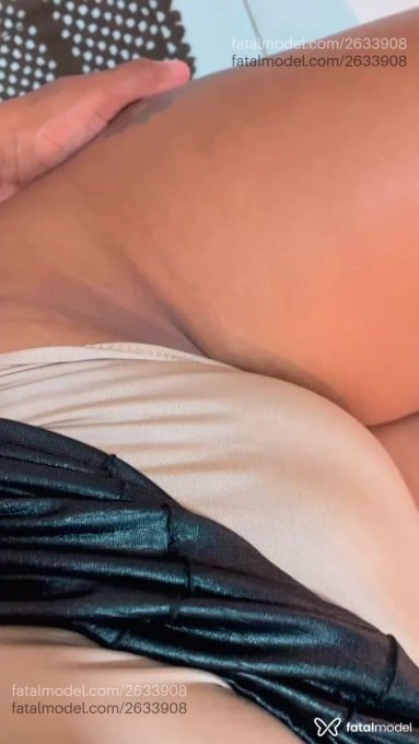 Acompanhante mulher morena (o) de olhos pretos em Uberlândia - Camila