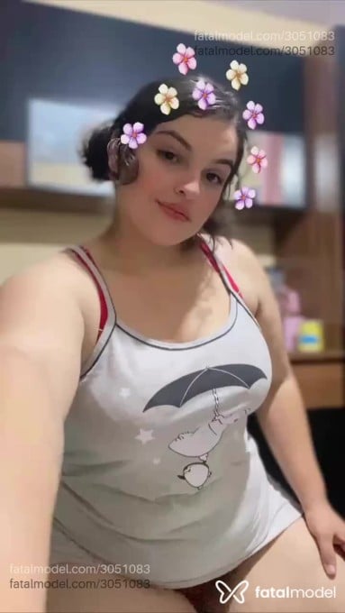 Acompanhante mulher morena (o) de olhos castanhos em Virtual - Madu Martinez