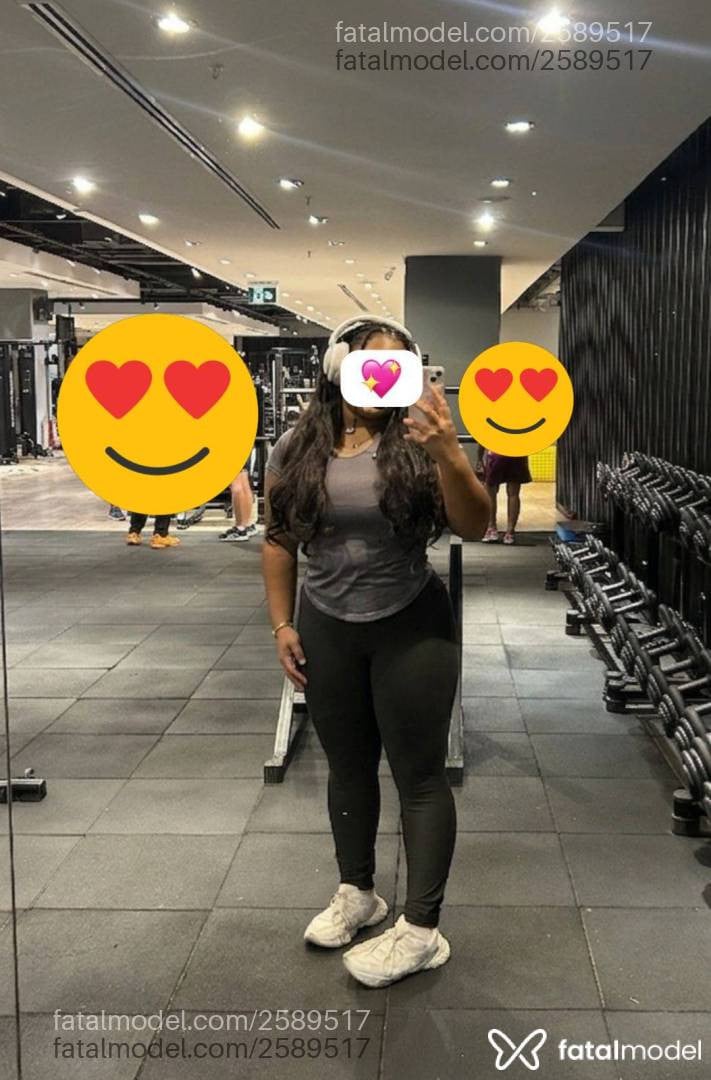 Acompanhante mulher morena (o) de olhos pretos em Virtual - Domme