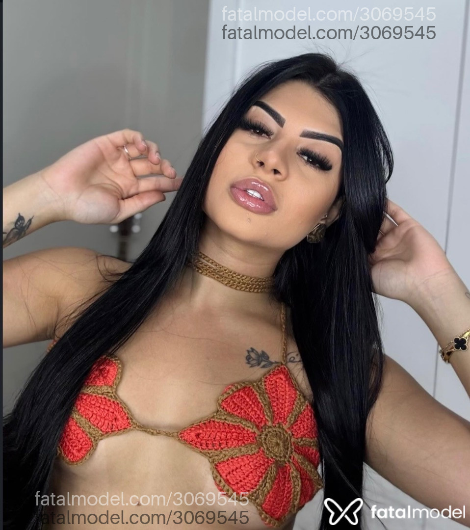 Acompanhante mulher morena (o) de olhos castanhos - Sophia