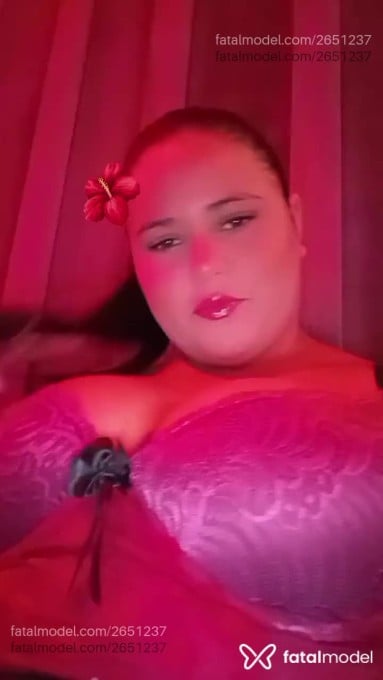 Acompanhante mulher morena (o) de olhos castanhos - Sônia Acompanhante mulher morena (o) de olhos castanhos - Sônia