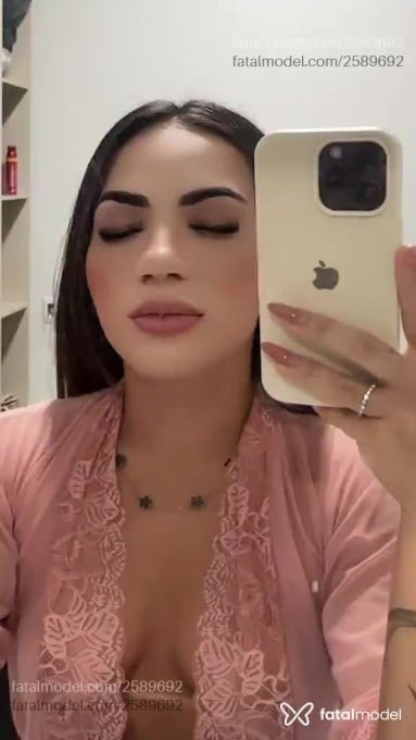 Acompanhante mulher com cabelo castanho de olhos castanhos em Brasília - Mara Maravilhosa