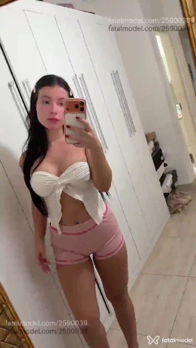 Acompanhante mulher com cabelo castanho de olhos castanhos em Ourinhos - Anastácia
