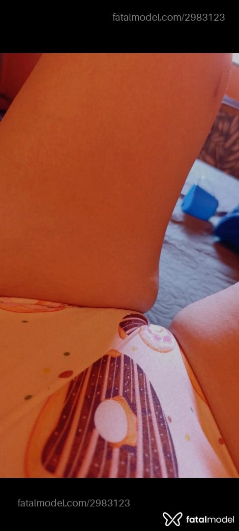 Acompanhante mulher morena (o) de olhos castanhos em Bambuí - Mia