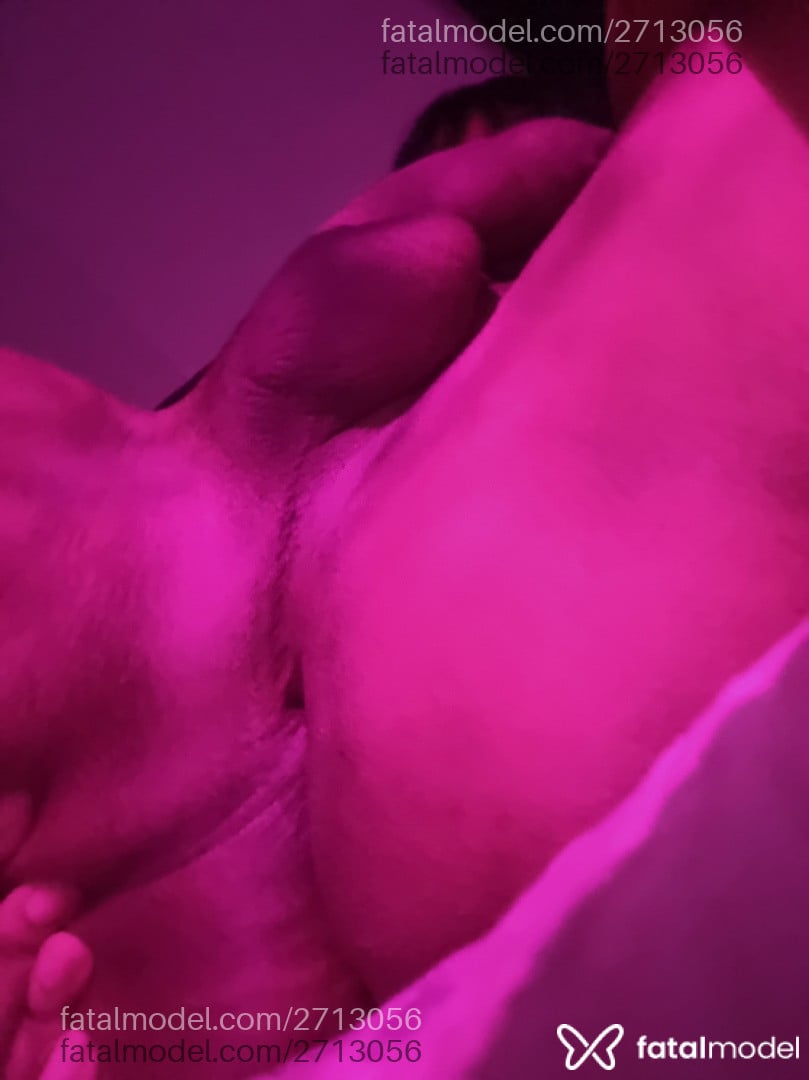 Acompanhante mulher trans morena (o) de olhos castanhos em Londrina - Serena Lux