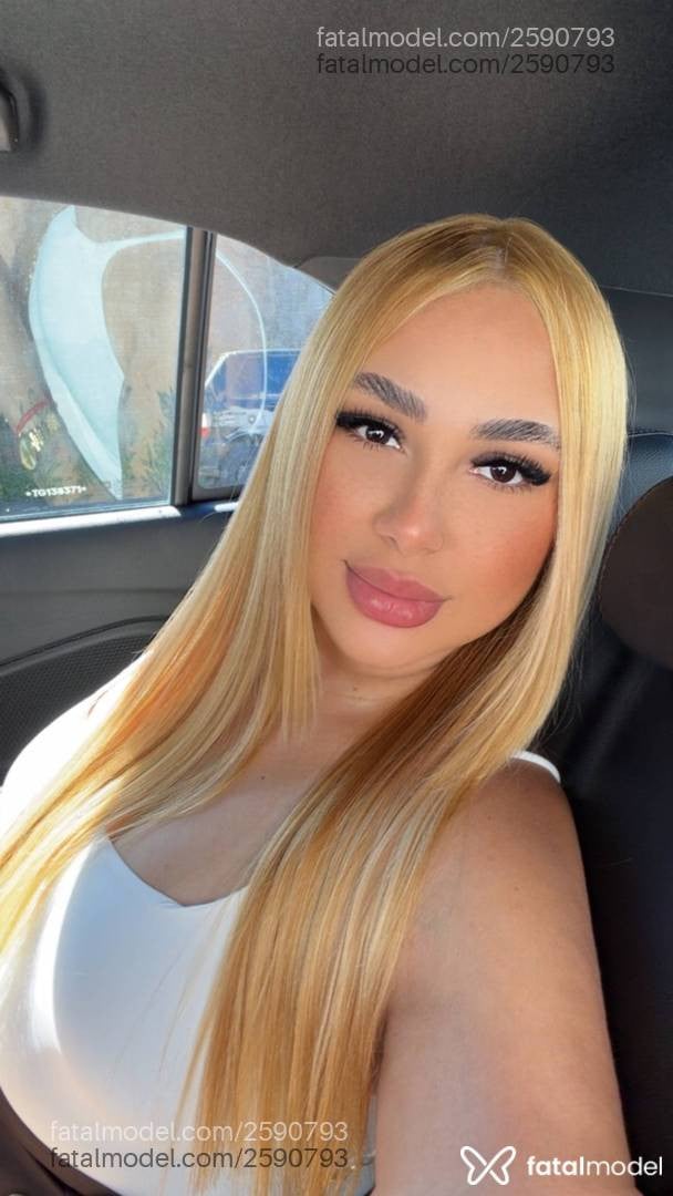 Acompanhante mulher ruiva (o) de olhos castanhos - Isabella Queiroz