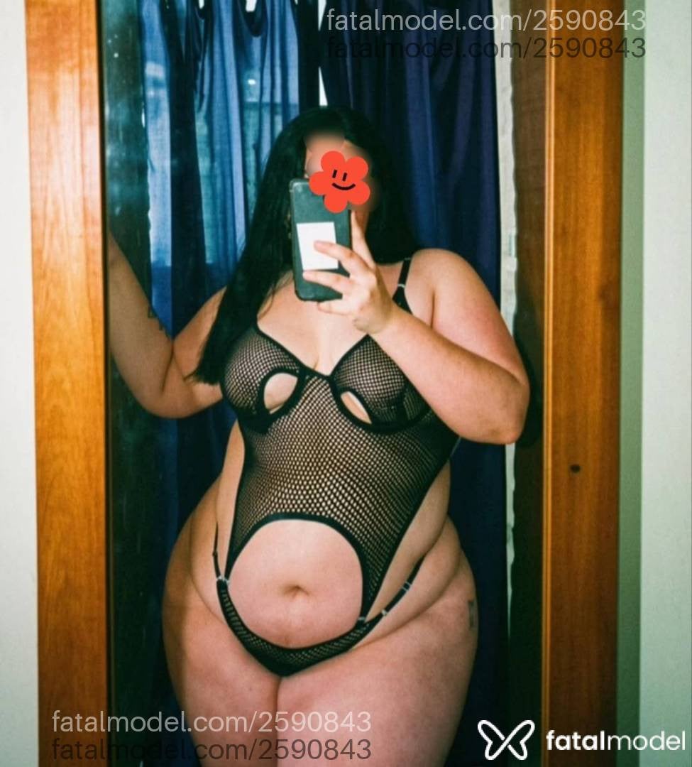 Acompanhante mulher morena (o) de olhos pretos - Bruninha