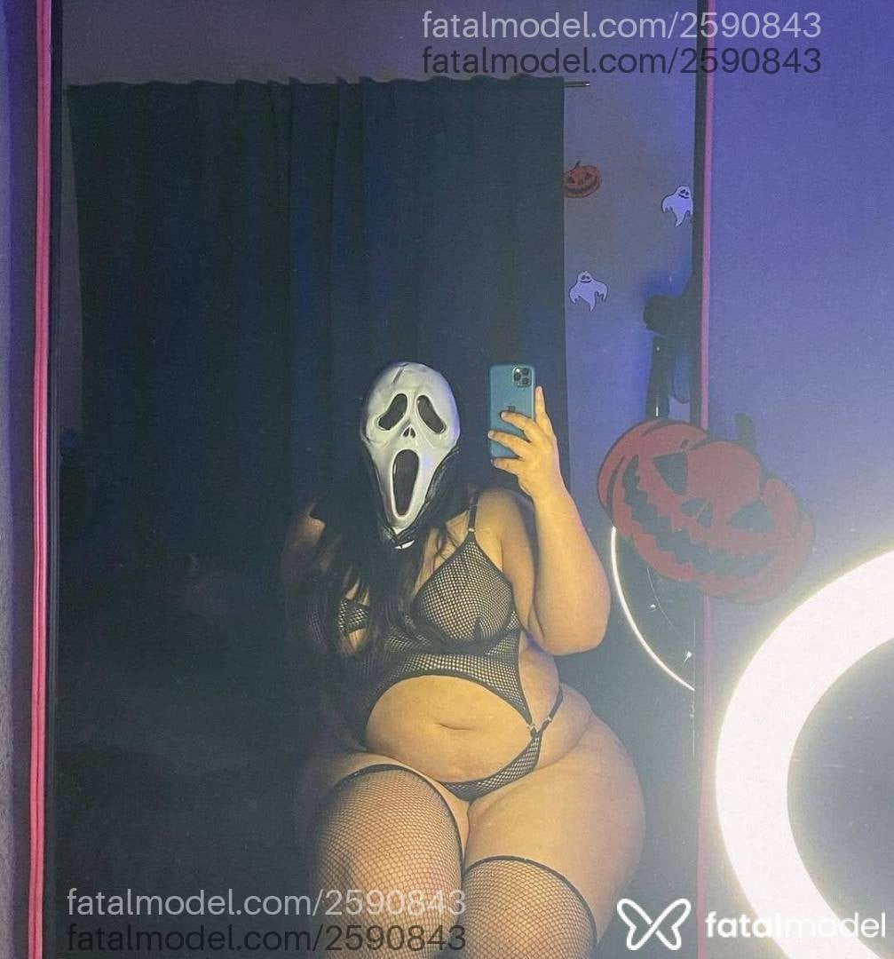Acompanhante mulher morena (o) de olhos pretos - Bruninha
