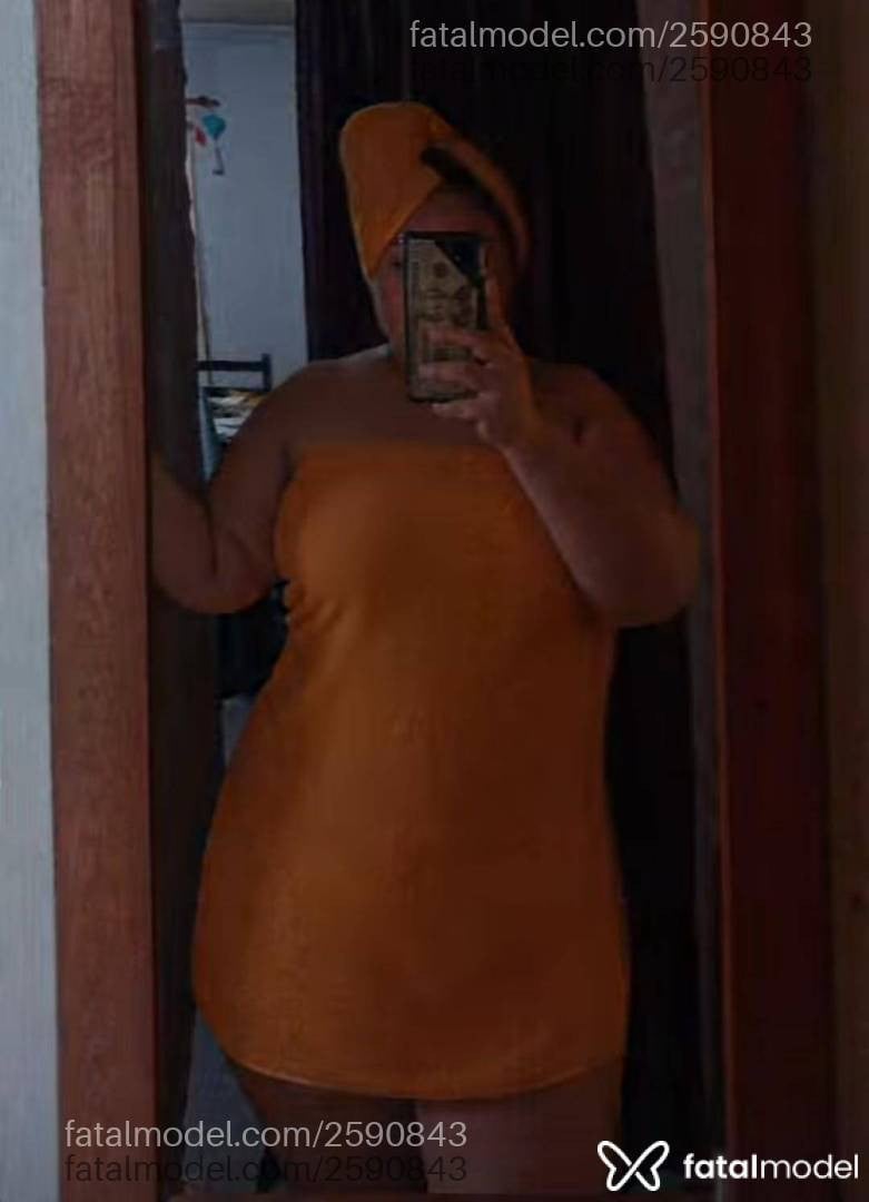 Acompanhante mulher morena (o) de olhos pretos - Bruninha