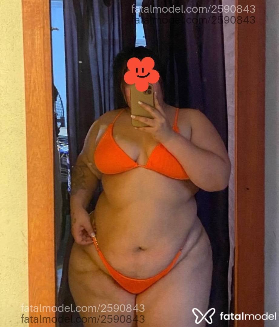Acompanhante mulher morena (o) de olhos pretos - Bruninha
