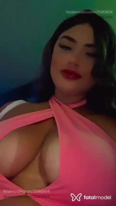 Acompanhante mulher com cabelo castanho de olhos castanhos em Palmas - Maya Silva