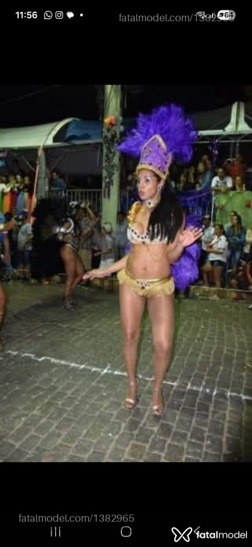 Acompanhante mulher trans com cabelo castanho de olhos castanhos em Porto Alegre - Thais Souza