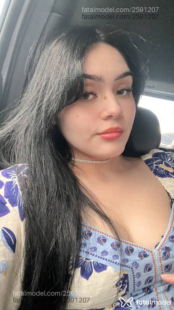 Acompanhante mulher morena (o) de olhos verdes - Bianca Valli