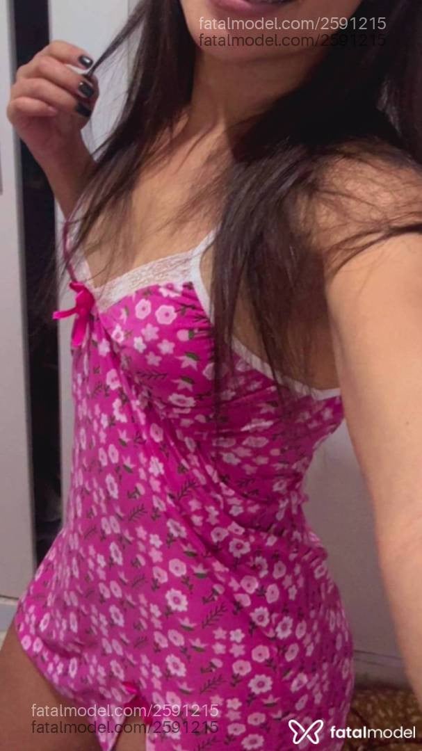 Acompanhante mulher morena (o) de olhos castanhos - Tayna Acompanhante mulher morena (o) de olhos castanhos - Tayna