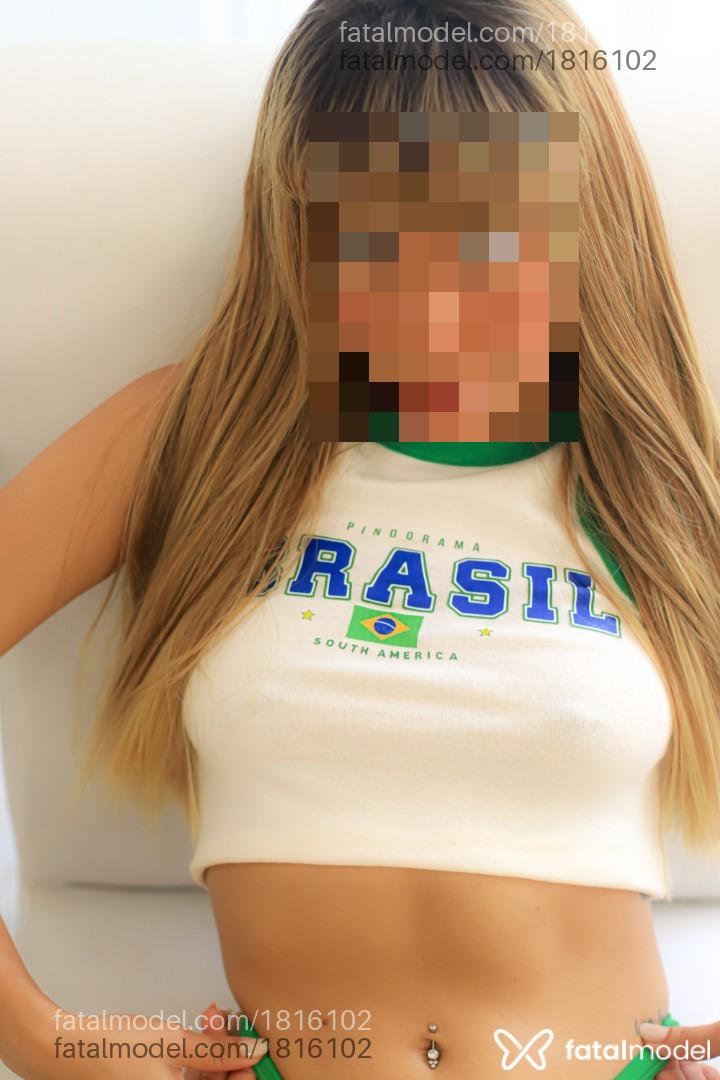 Acompanhante mulher loira (o) de olhos verdes em Recife - Mia Novak