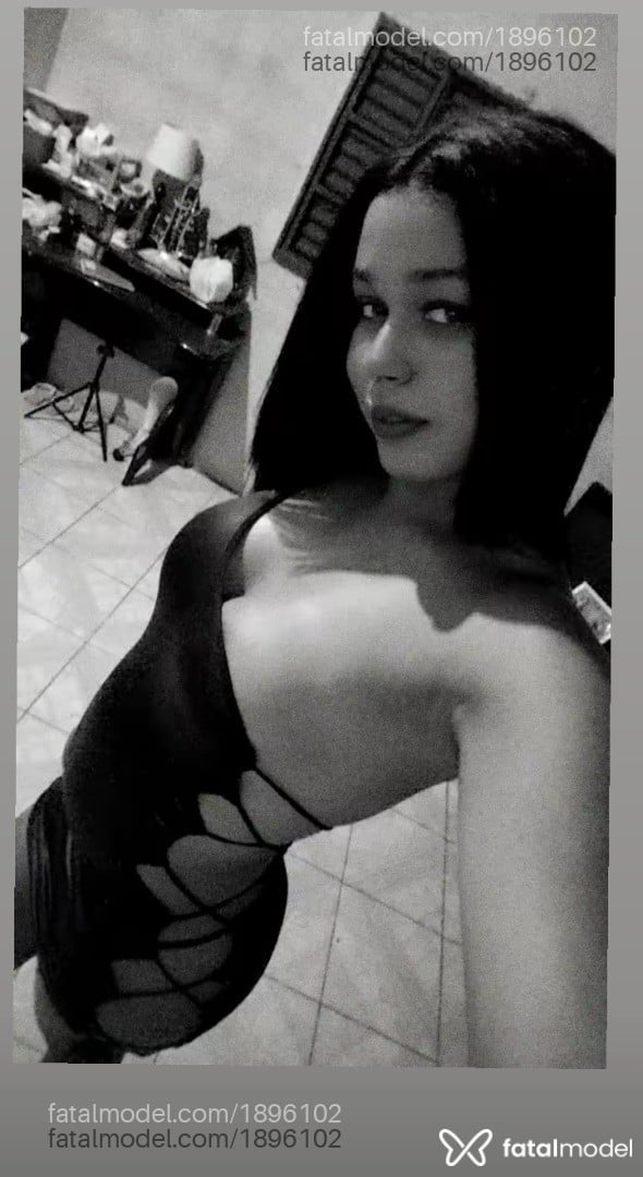 Acompanhante mulher trans morena (o) de olhos pretos em Guaratinguetá - Annair