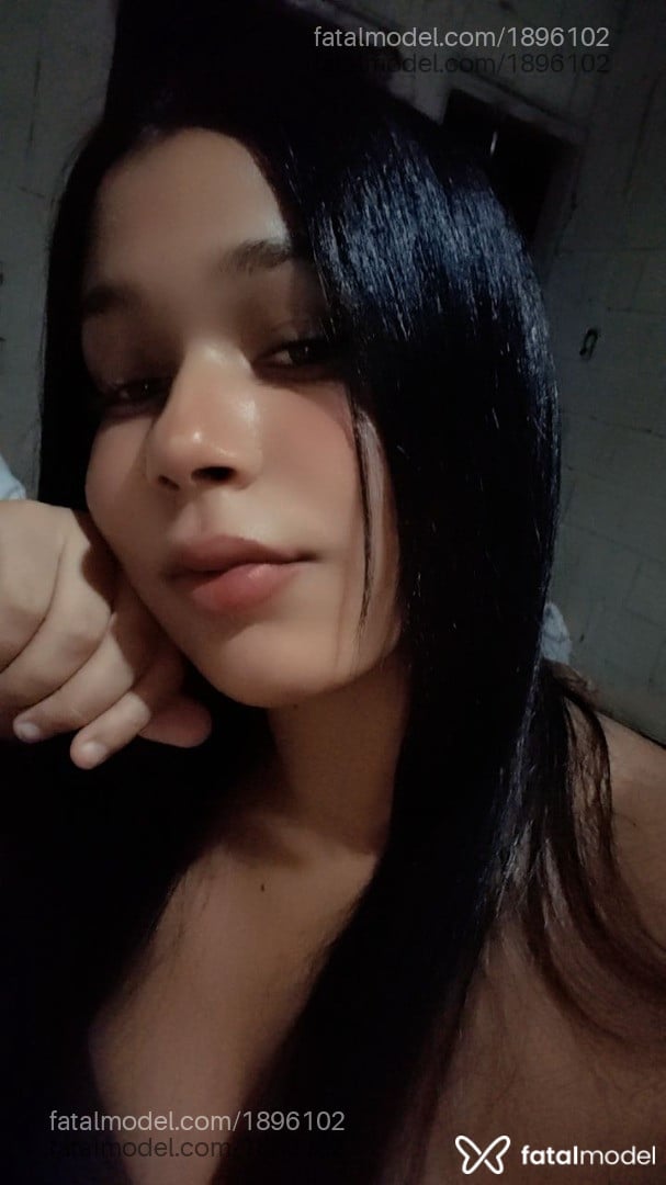 Acompanhante mulher trans morena (o) de olhos pretos em Guaratinguetá - Annair