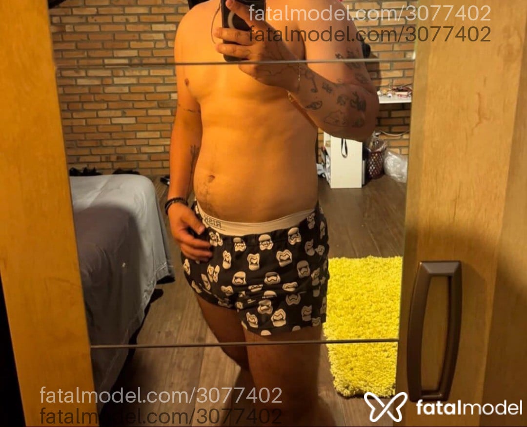 Acompanhante homem com cabelo castanho de olhos castanhos em Balneário Camboriú - Castiel
