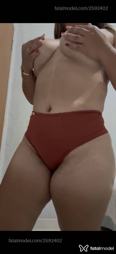 Acompanhante mulher loira (o) de olhos castanhos em Marabá - Melissa Dias