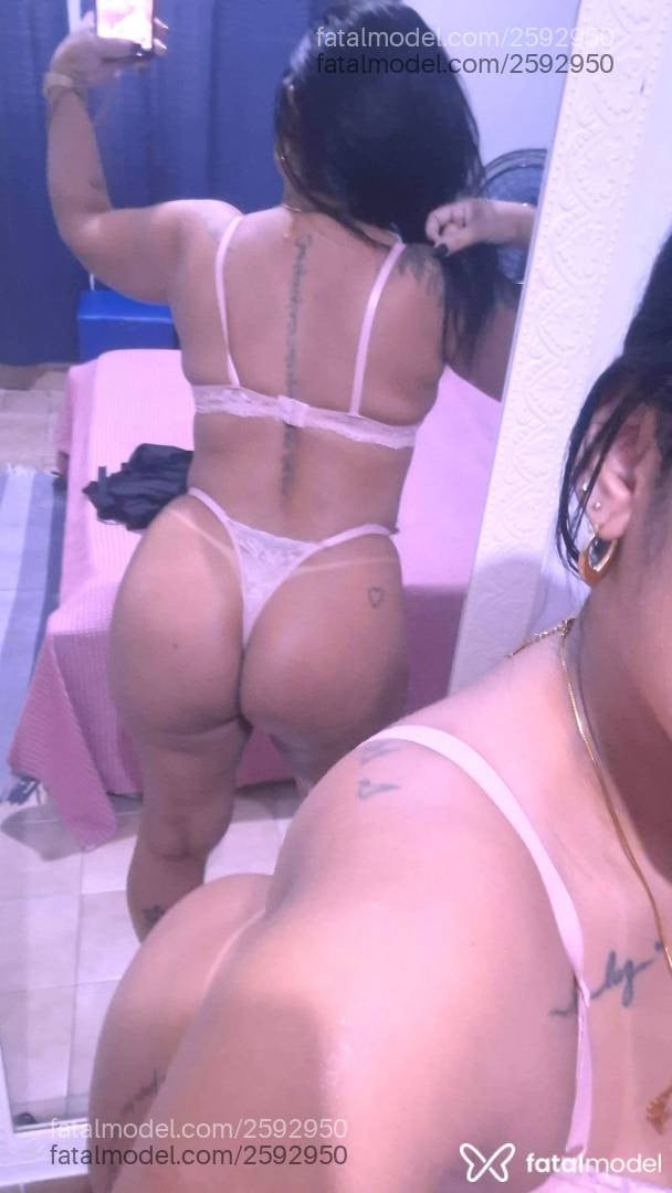 Acompanhante mulher morena (o) de olhos mel - Suzane Morena