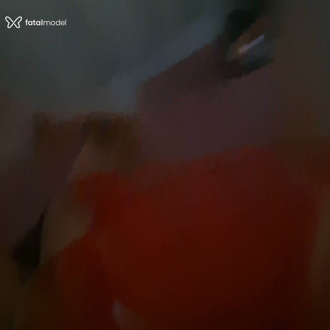 Acompanhante mulher morena (o) de olhos mel - Suzane Morena