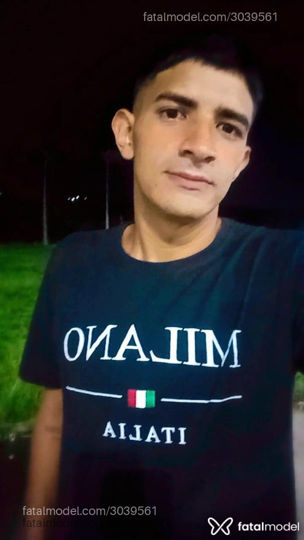 Acompanhante homem com cabelo castanho de olhos pretos em São Luís - Carlos