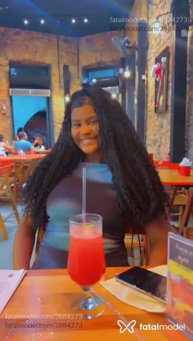 Acompanhante mulher morena (o) de olhos pretos em São Paulo - Pretaafrodisiac