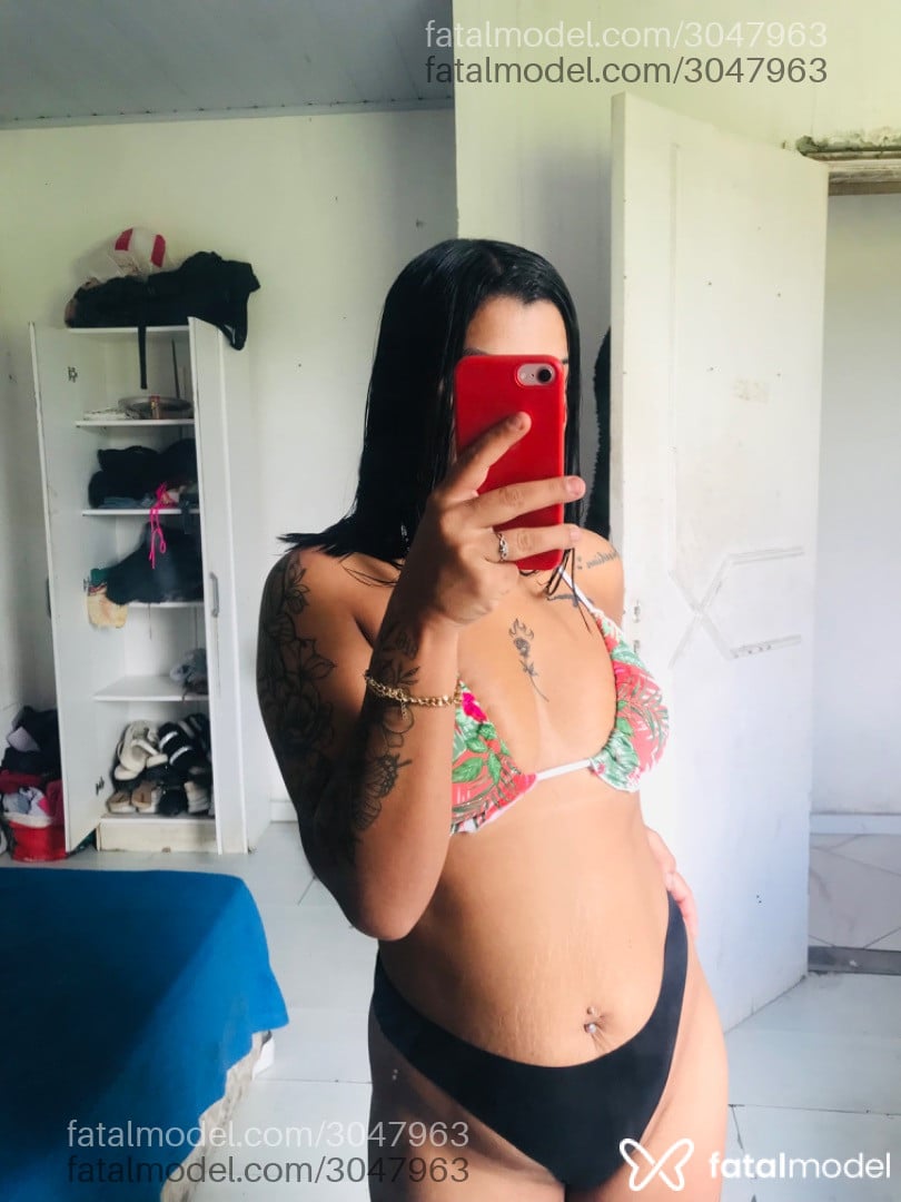 Acompanhante mulher morena (o) de olhos pretos em Guaratuba - Rhavenna