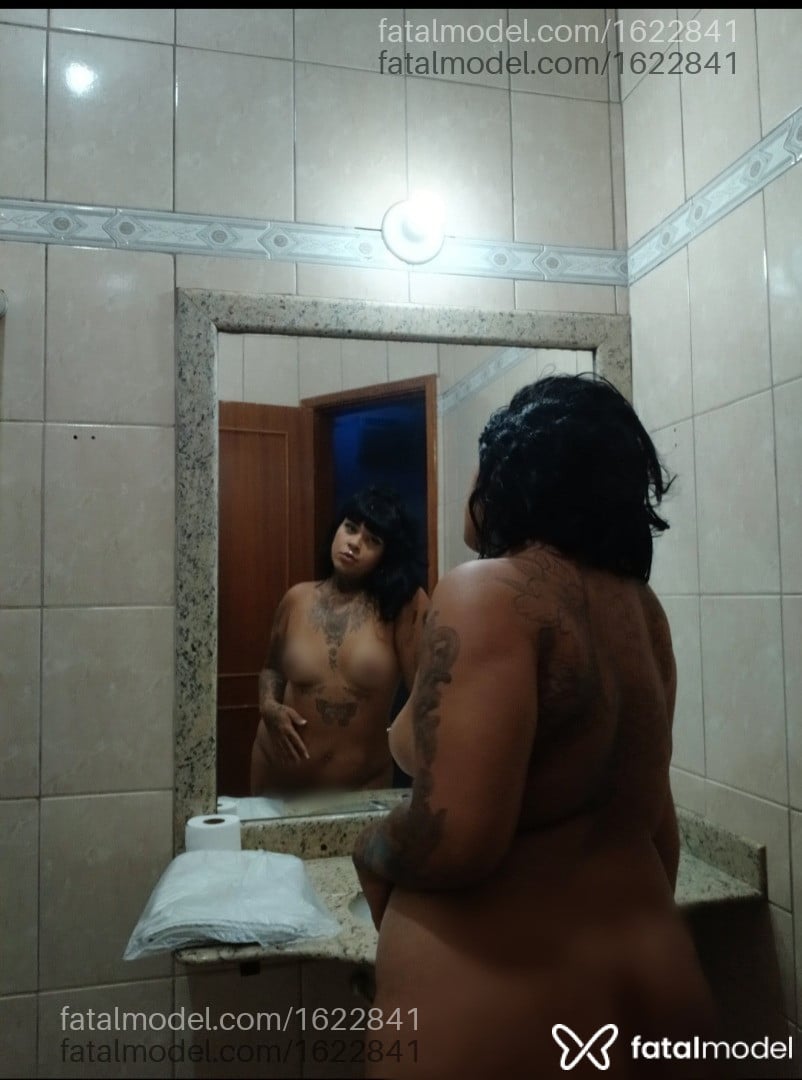 Acompanhante mulher trans morena (o) de olhos castanhos - Phamella Tavares Acompanhante mulher trans morena (o) de olhos castanhos - Phamella Tavares
