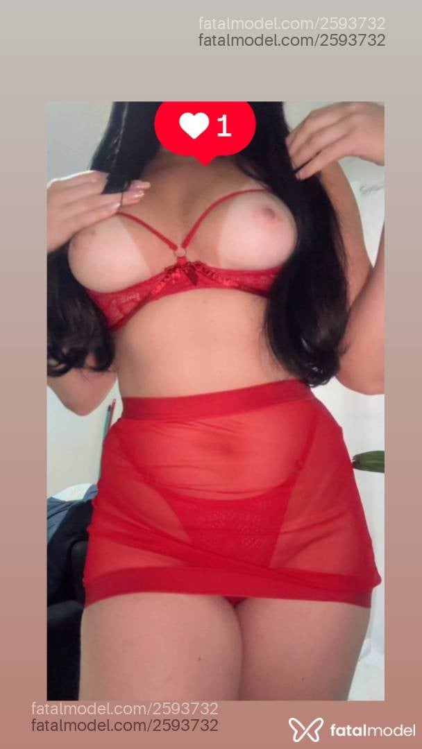 Acompanhante mulher morena (o) de olhos castanhos - Laura