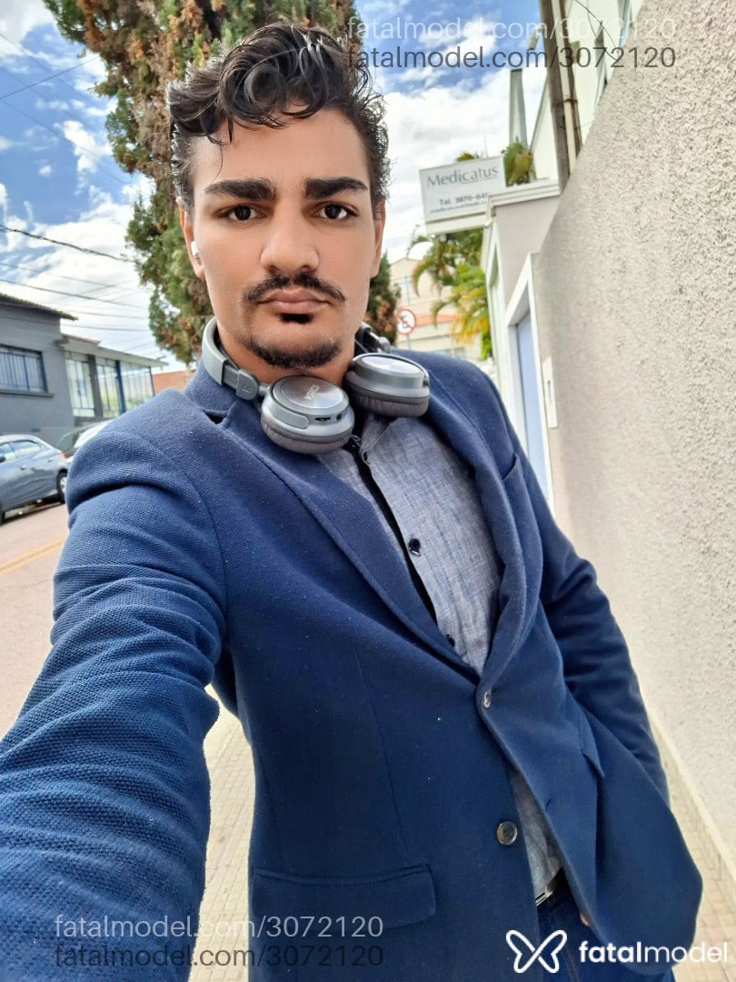 Acompanhante homem morena (o) de olhos castanhos em Valinhos - Nobredsm