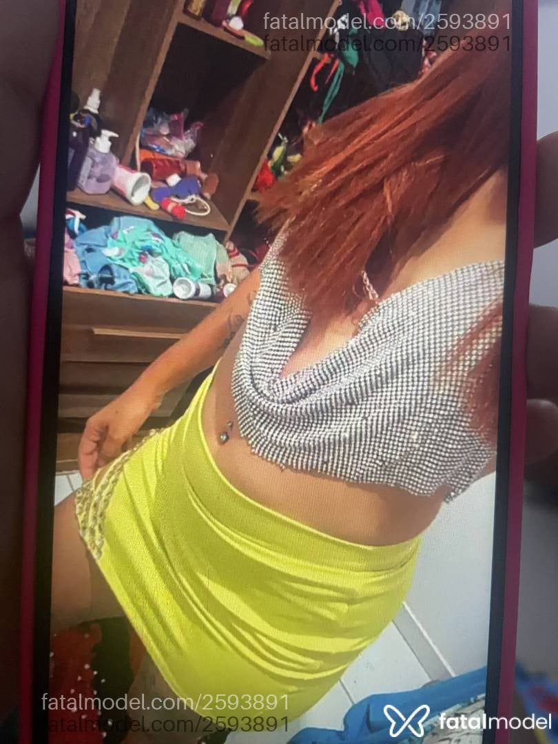 Acompanhante mulher ruiva (o) de olhos castanhos - Ruivaaah