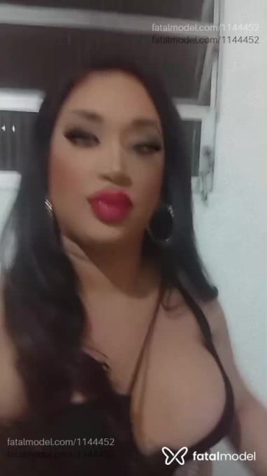 Acompanhante travesti morena (o) de olhos verdes em Guarulhos - Agatha Carvalho