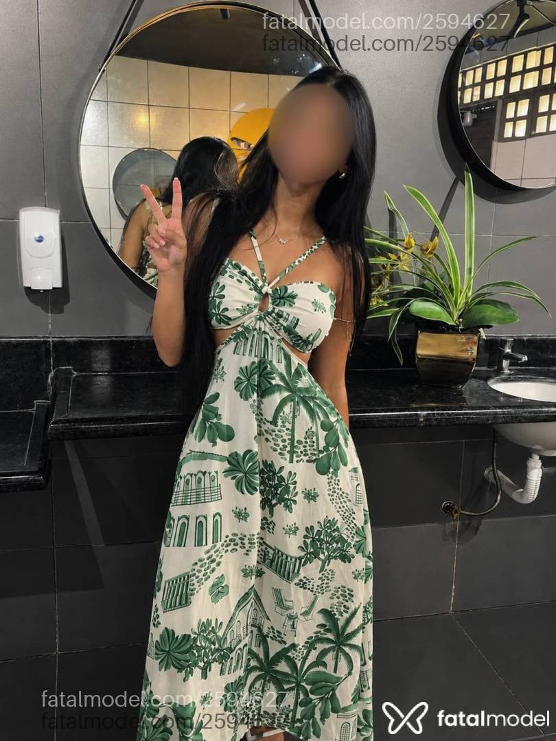 Acompanhante mulher morena (o) de olhos castanhos - Nicole Monteiro