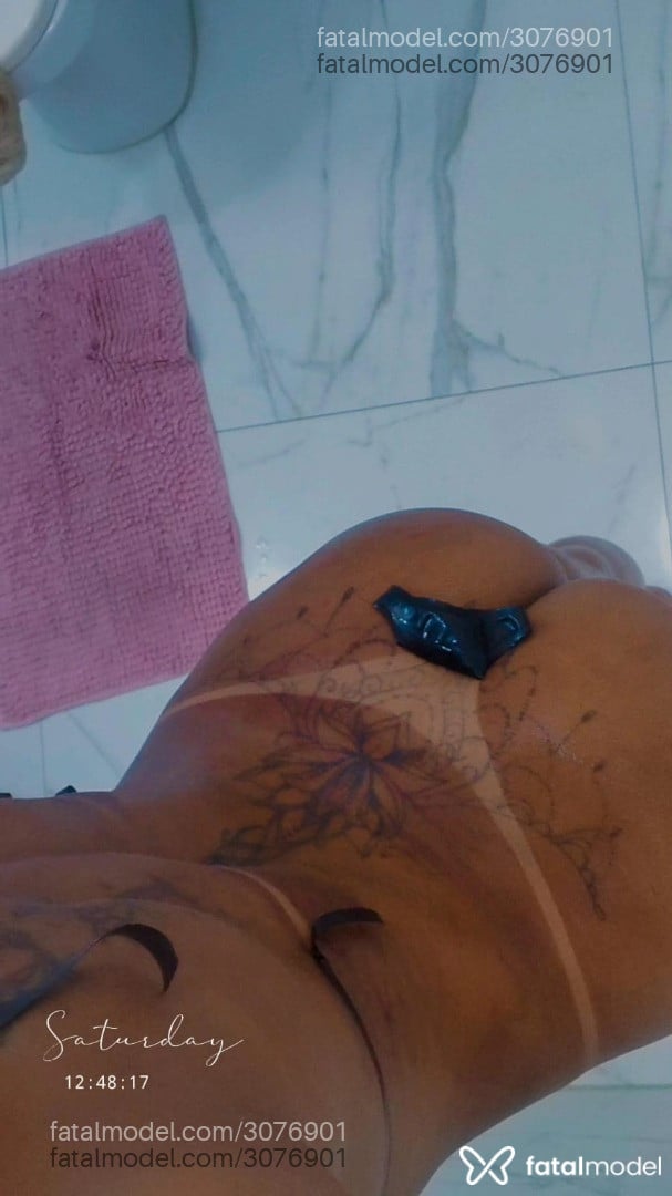 Acompanhante mulher loira (o) de olhos mel em Virtual - Tianne