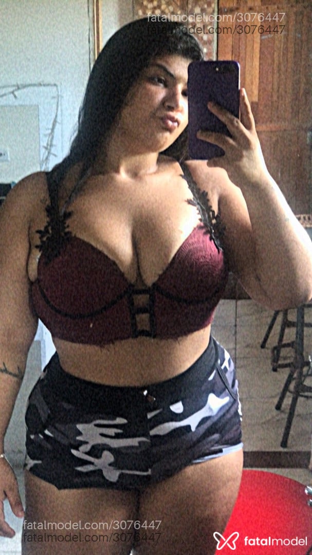 Acompanhante mulher com cabelo castanho de olhos castanhos em Santana de Parnaíba Acompanhante mulher com cabelo castanho de olhos castanhos em Santana de Parnaíba - Juliana