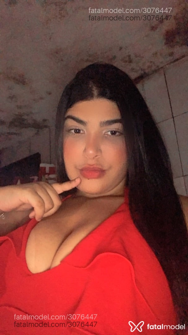 Acompanhante mulher com cabelo castanho de olhos castanhos em Santana de Parnaíba Acompanhante mulher com cabelo castanho de olhos castanhos em Santana de Parnaíba - Juliana