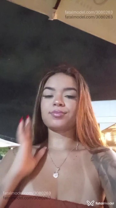 Acompanhante mulher morena (o) de olhos castanhos em Rio de Janeiro - Julia Backer