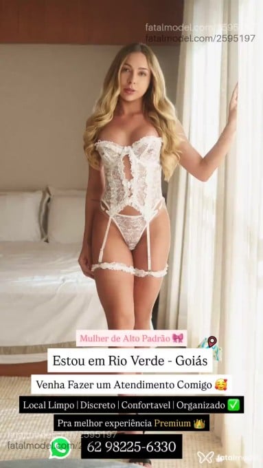 Acompanhante mulher loira (o) de olhos castanhos em Rio Verde Acompanhante mulher loira (o) de olhos castanhos em Rio Verde - Luna Ylen