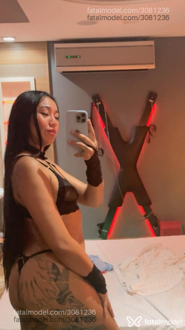 Acompanhante mulher morena (o) de olhos pretos em Virtual Acompanhante mulher morena (o) de olhos pretos em Virtual - Bia