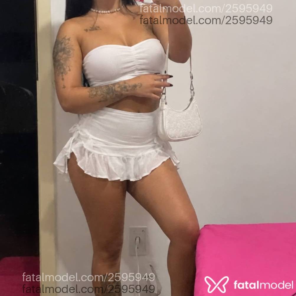 Acompanhante mulher ruiva (o) de olhos castanhos - Thaynara