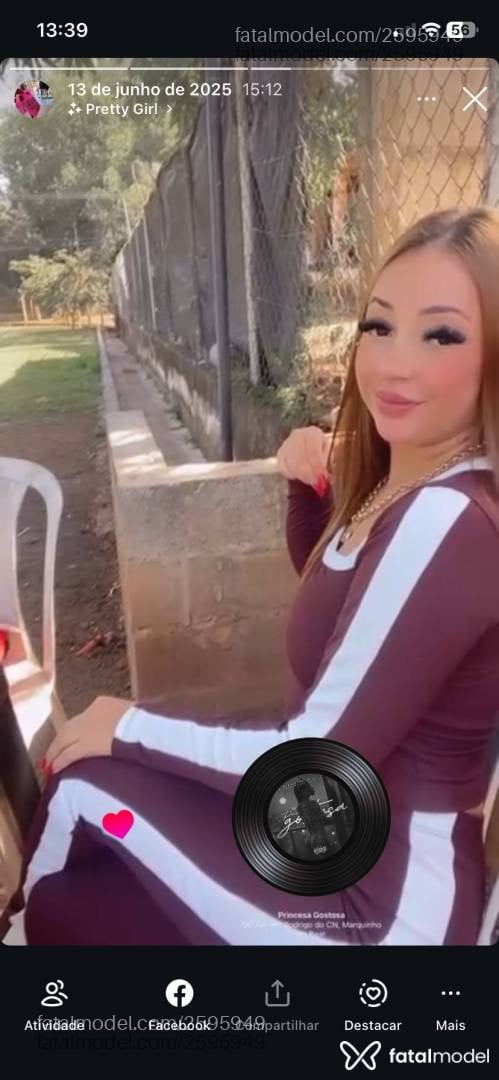Acompanhante mulher loira (o) de olhos castanhos em Barretos - Thaynara