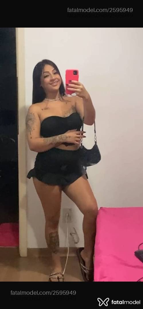Acompanhante mulher loira (o) de olhos castanhos em Barretos - Thaynara