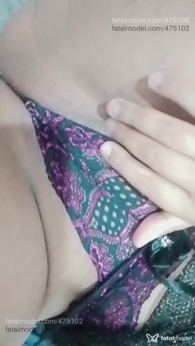 Acompanhante mulher com cabelo castanho de olhos castanhos em Aparecida de Goiânia Acompanhante mulher com cabelo castanho de olhos castanhos em Aparecida de Goiânia - Danny