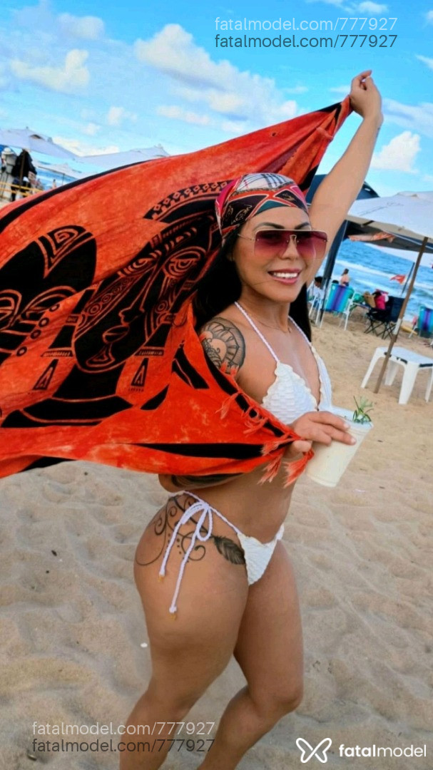 Acompanhante mulher com cabelo castanho de olhos castanhos em Bagé - Karen lopes