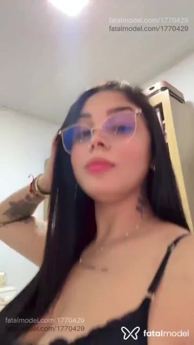 Acompanhante mulher morena (o) de olhos pretos em Presidente Dutra - Erikinha
