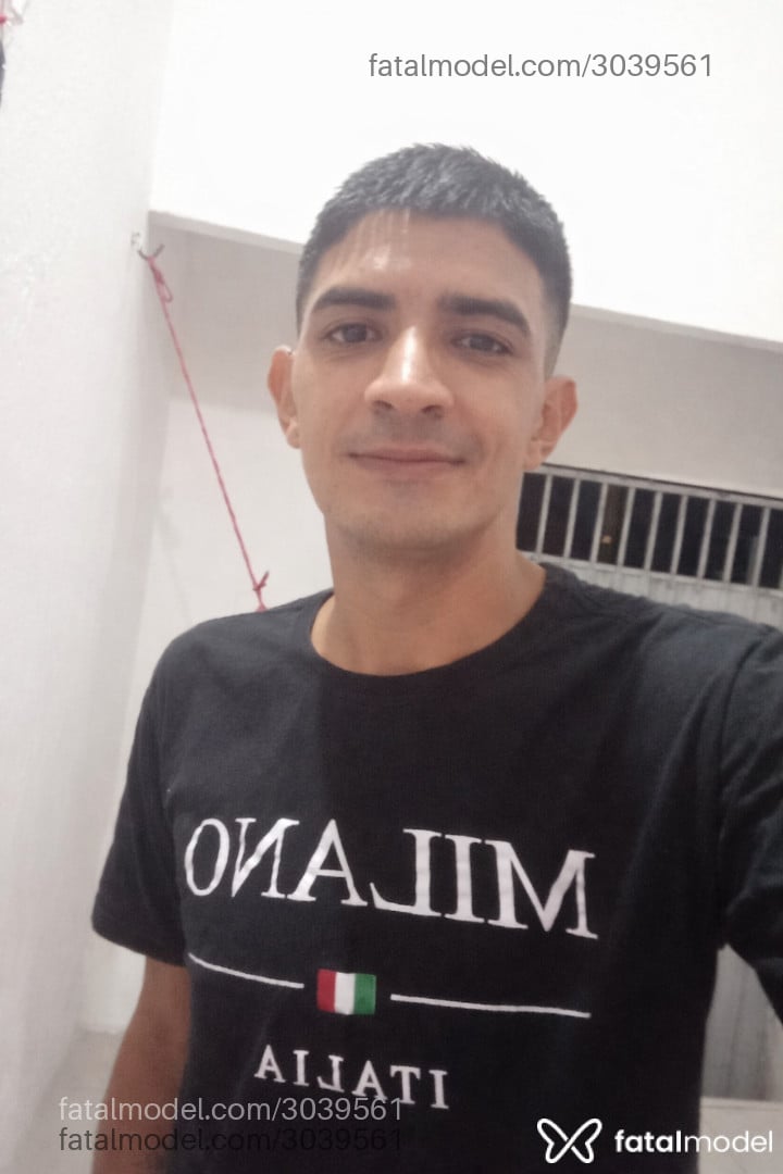 Acompanhante homem com cabelo castanho de olhos pretos em São Luís - Carlos