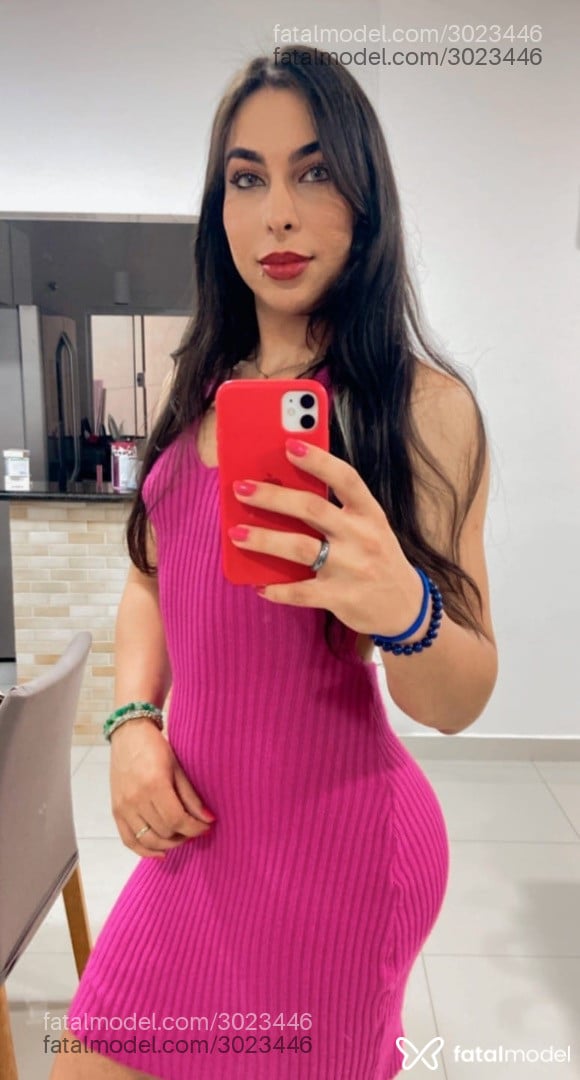 Acompanhante mulher trans com cabelo castanho de olhos castanhos em Alagoinhas Acompanhante mulher trans com cabelo castanho de olhos castanhos em Alagoinhas - Juh Sampaio