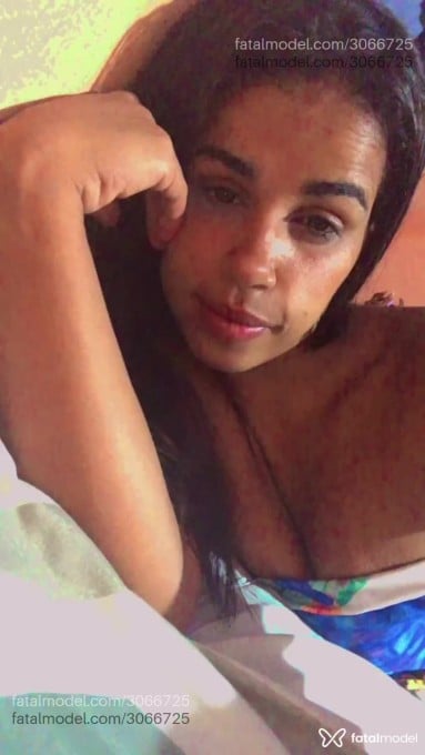 Acompanhante mulher morena (o) de olhos castanhos em Tibau do Sul Acompanhante mulher morena (o) de olhos castanhos em Tibau do Sul - Melissa Pavão